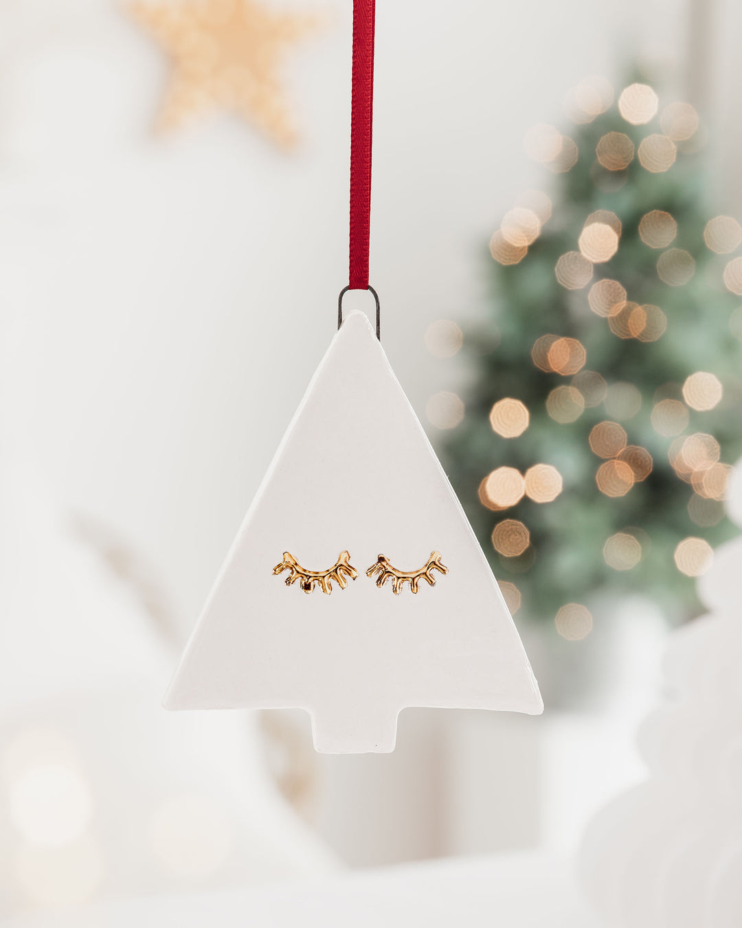 Set of 4 Stylish Christmas Tree Ornaments with 22c Gold Lustre Eyelashes