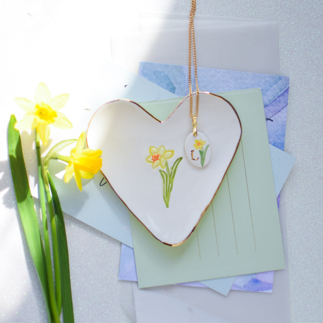 Daffodil trinket dish and necklace set