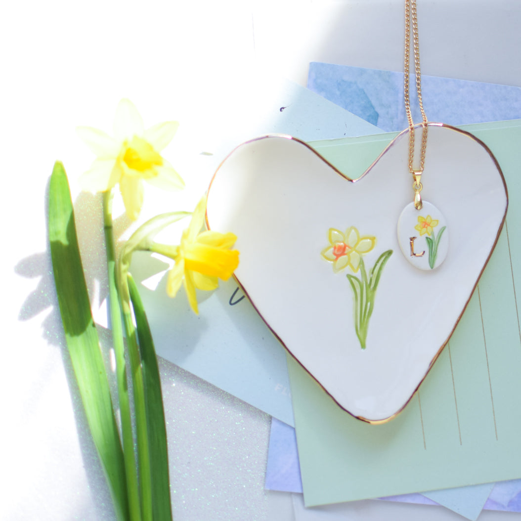 Daffodil trinket dish and necklace set