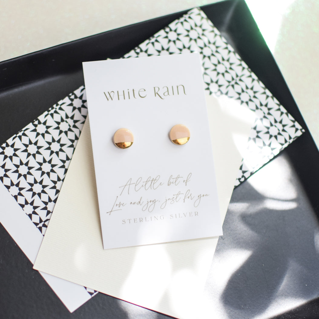Ceramic stud earrings with gold lustre