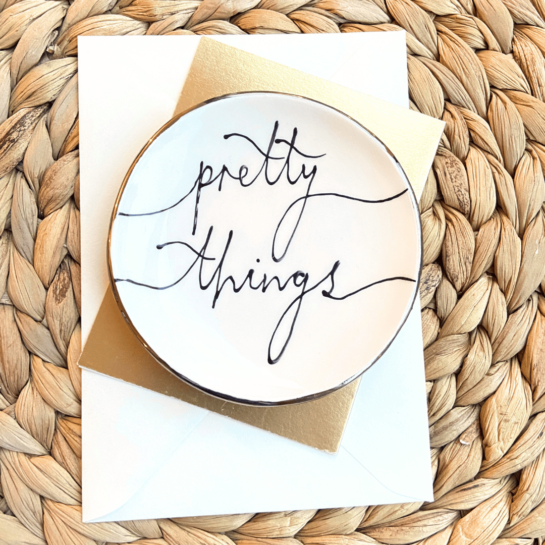 Pretty Things Circle Trinket dish and earrings Gift set