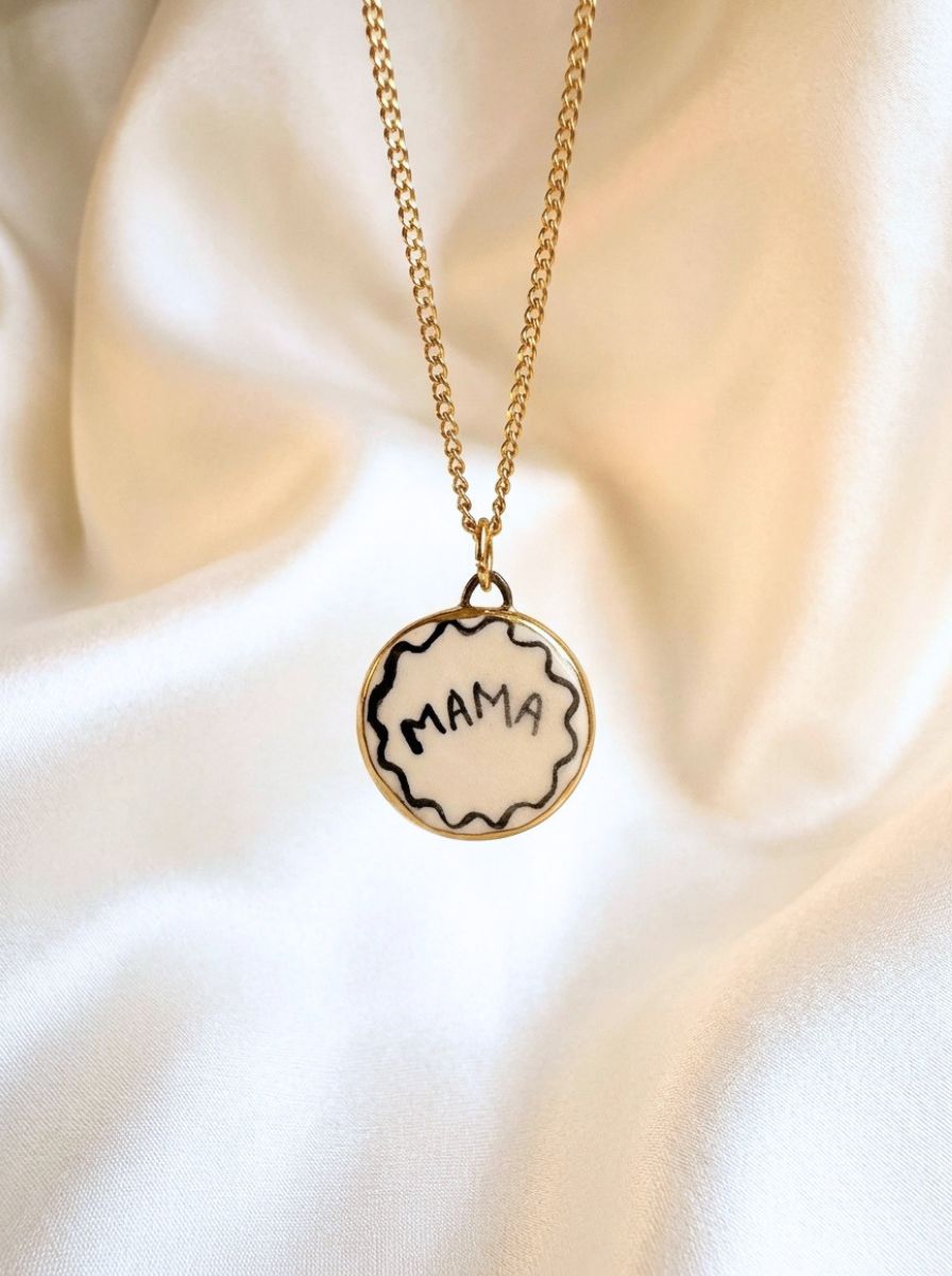 Black Mama Wavy Border Circle Pendant