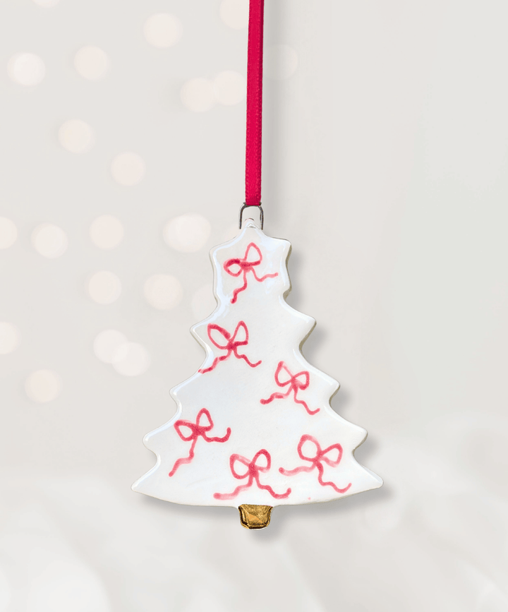 Set 4 Christmas Tree Ornaments with Small Red Bows