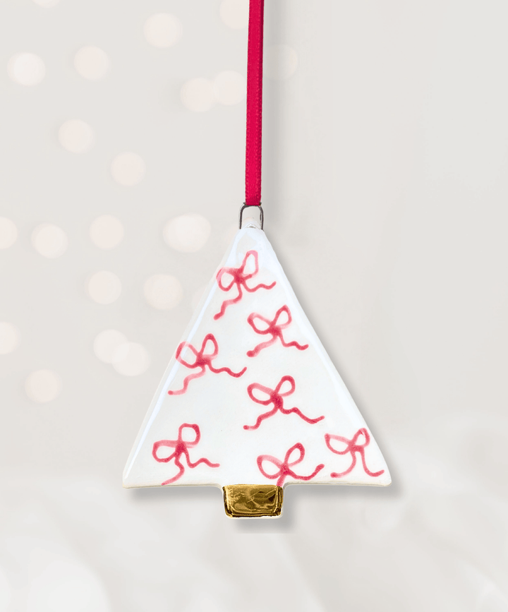 Set 4 Christmas Tree Ornaments with Small Red Bows