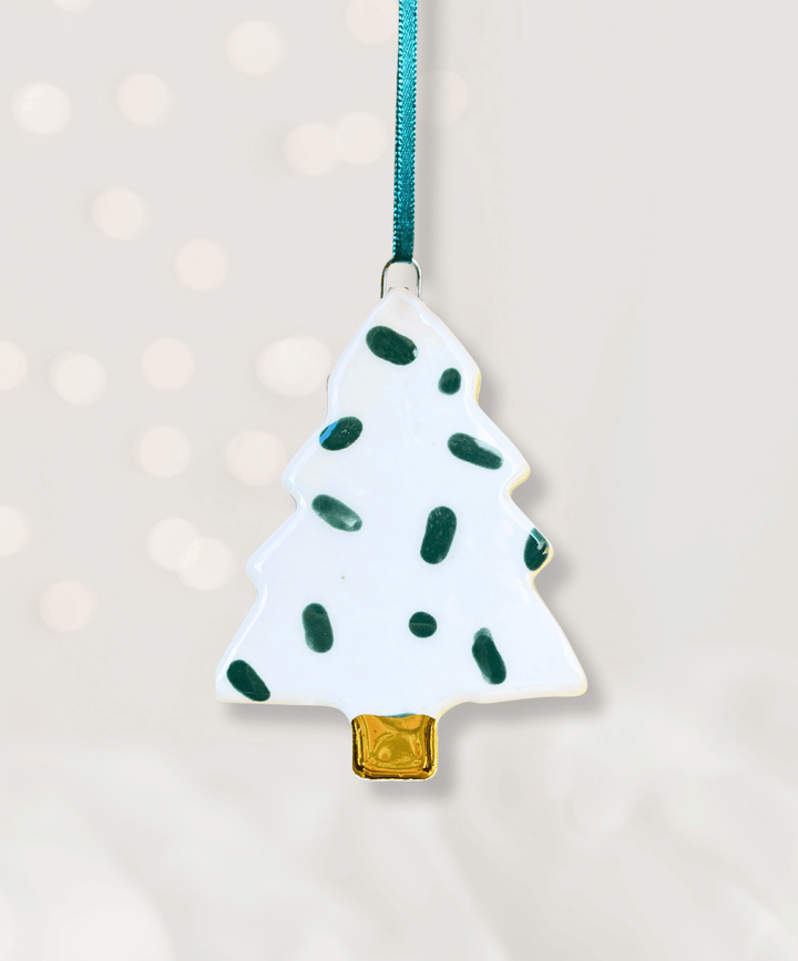 Set 4 Christmas Tree Ornaments with Green confetti