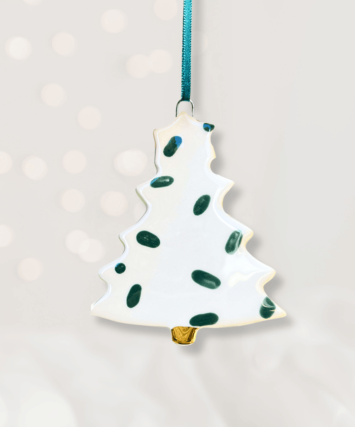 Set 4 Christmas Tree Ornaments with Green confetti