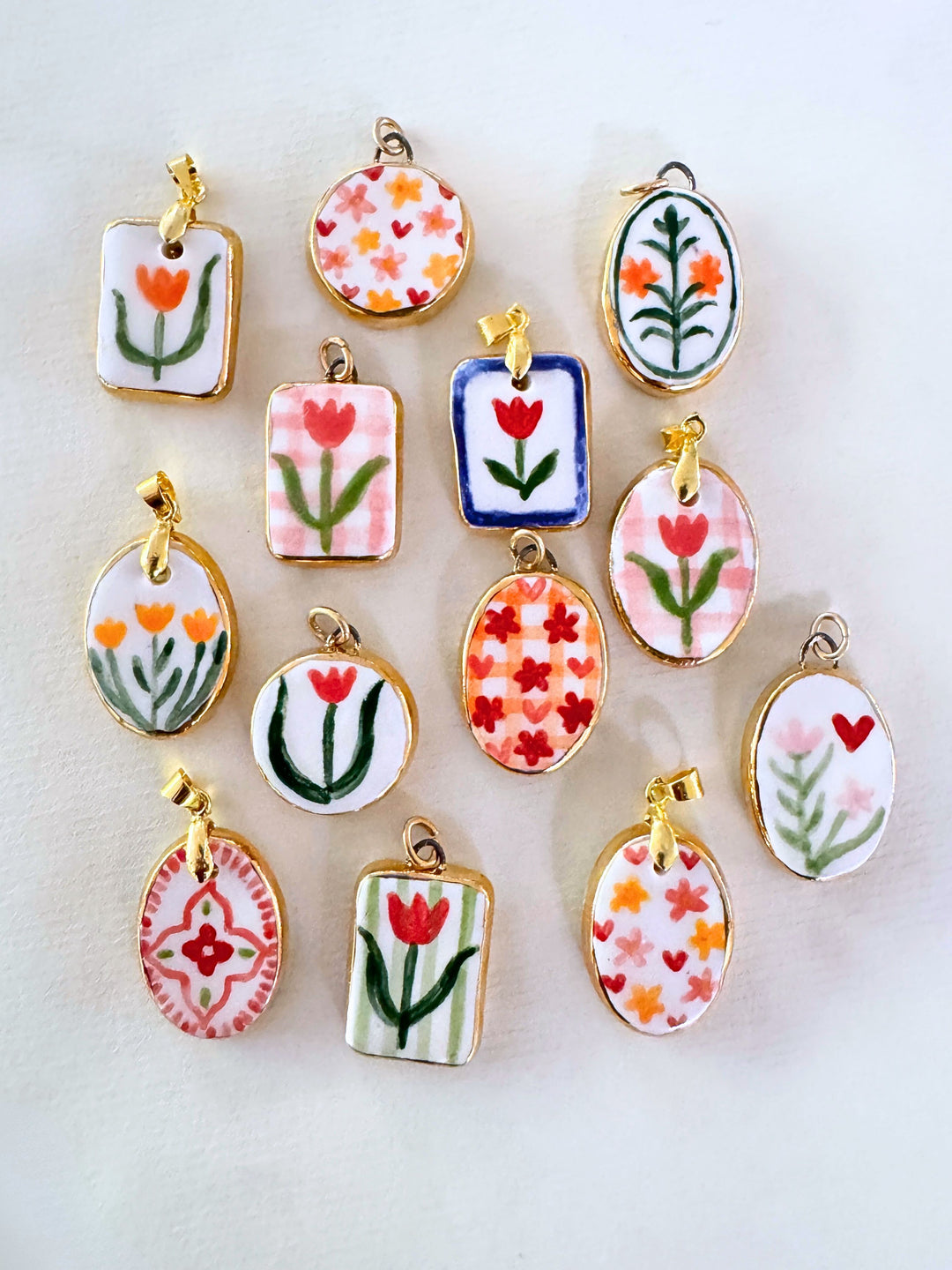Flowers with Single heart Pendant