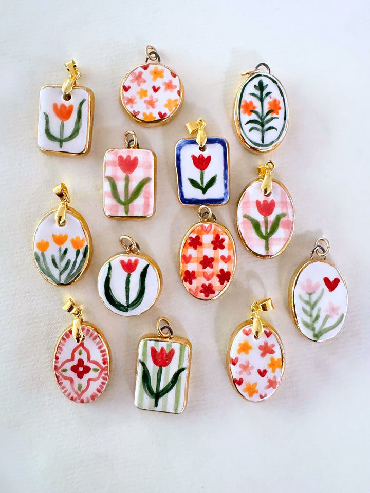 Flowers with Single heart Pendant