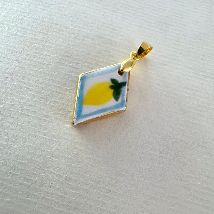 Lemon with blue border Pendant