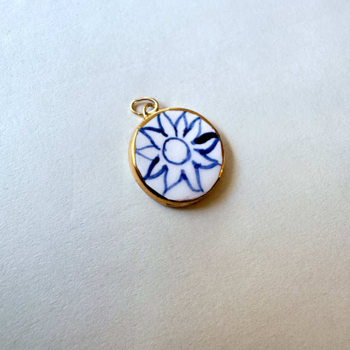 Sunshine Pendant - Circle