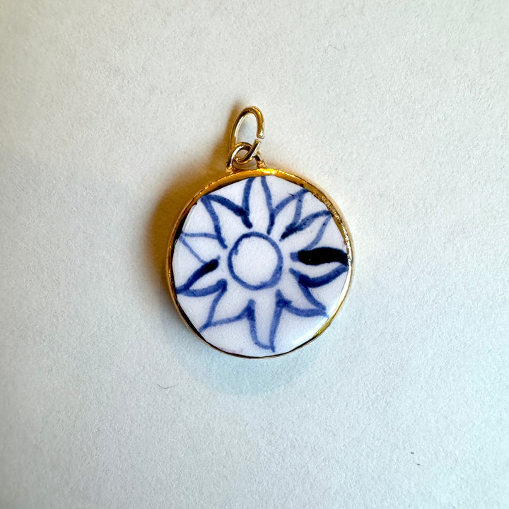 Sunshine Pendant - Circle