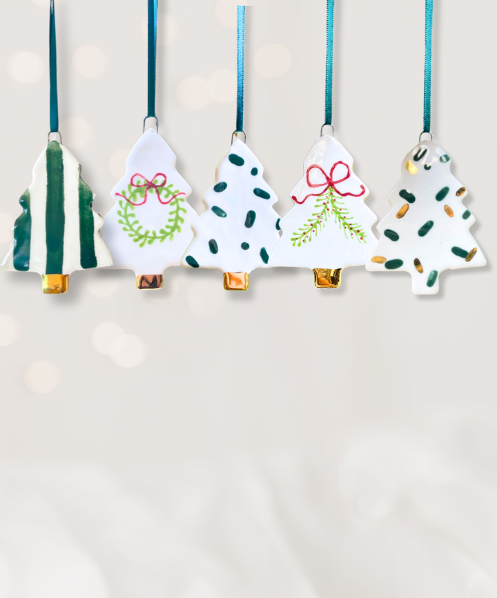 Set of 5  Christmas Tree ornaments