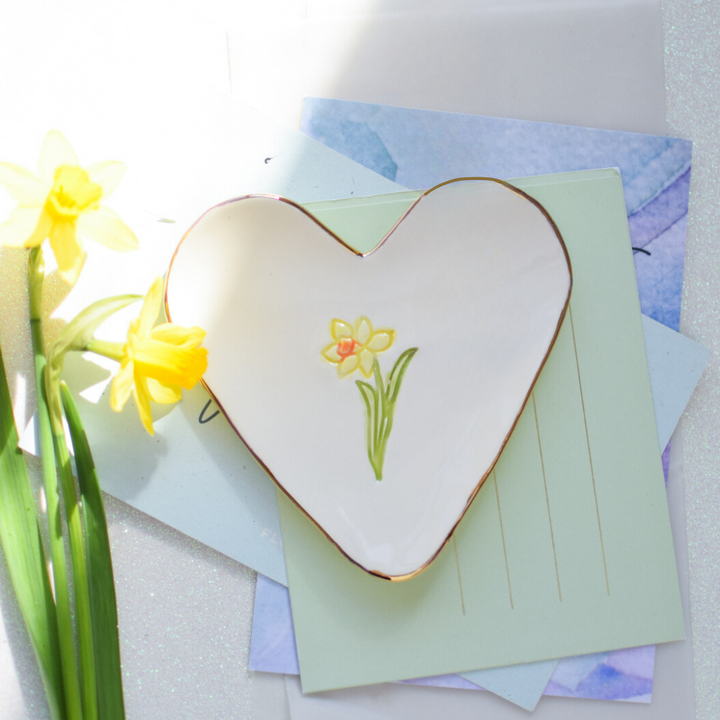 Daffodil Trinket Dish and Circle Necklace gift set