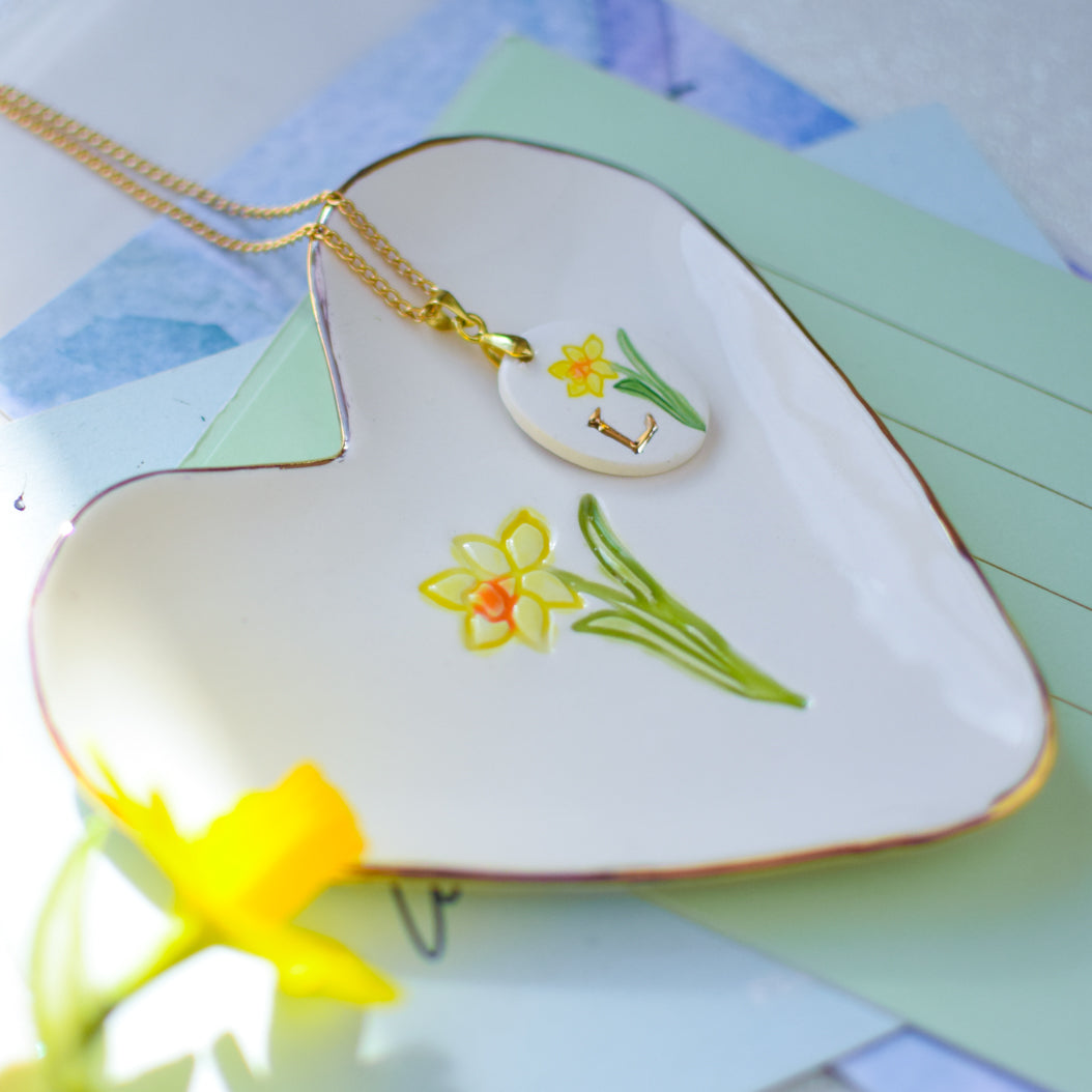Daffodil trinket dish and necklace set