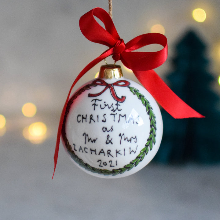 *NEW* Personalised First Married Christmas Bauble with Christmas Wreath Design