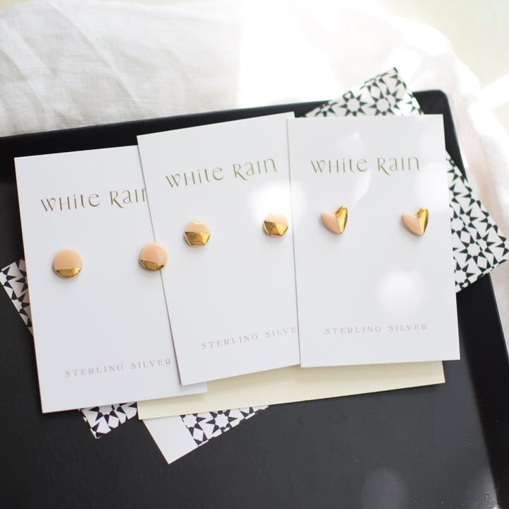Ceramic stud earrings with gold lustre